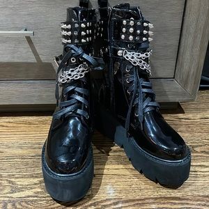 Chained Spike Black Platform Boots